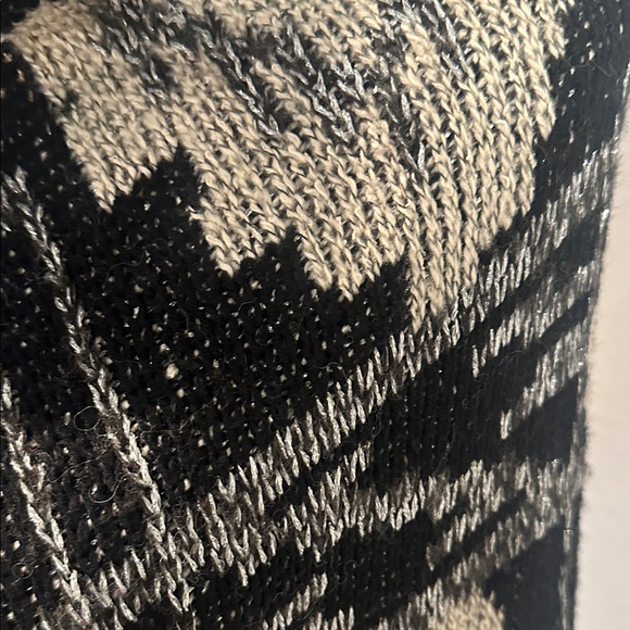 Lucky Brand Black and White with silver thread. Open Front Cardigan - Picture 6 of 7